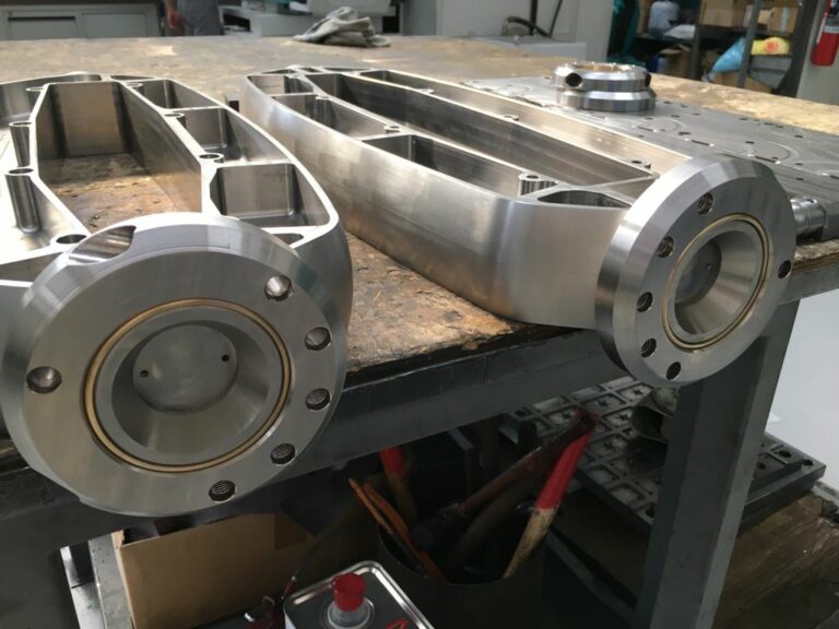 Bearing rotanti